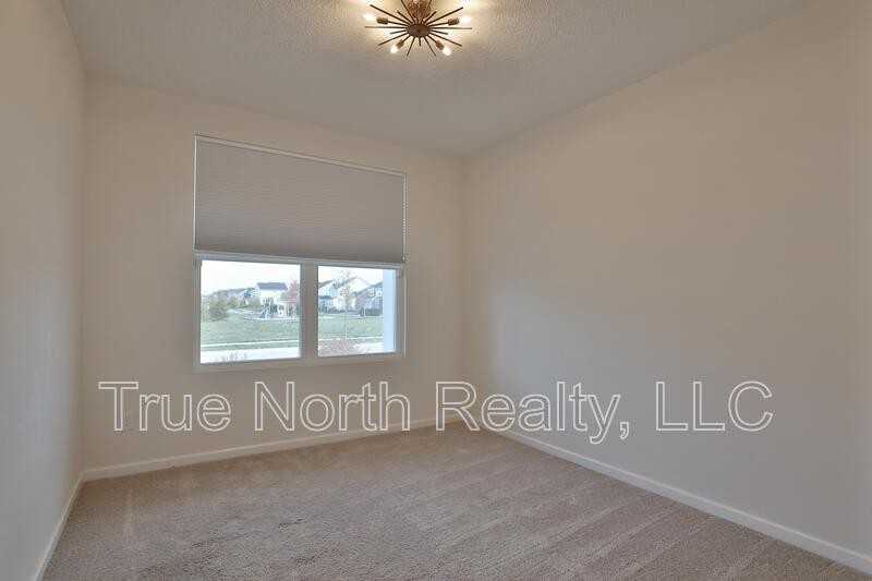 12009 Landon Dr - Photo 7 of 47