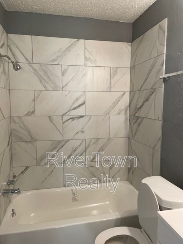 3755 Fairmont Ave - Photo 4 of 9