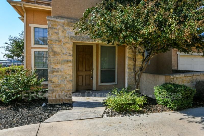 22209 Sausalito Ct - Photo 3 of 23