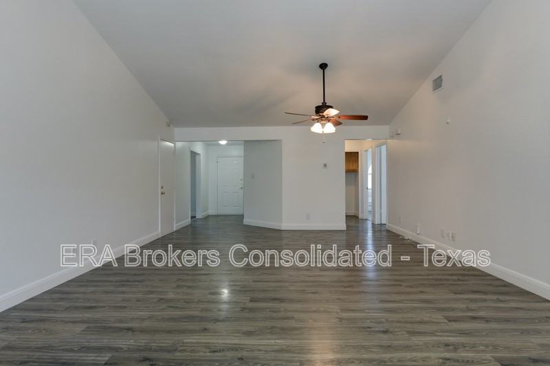 514 Freiling - Photo 6 of 22