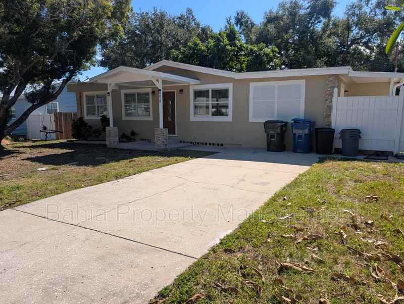 219 6th Ave Sw - Photo 3 of 25