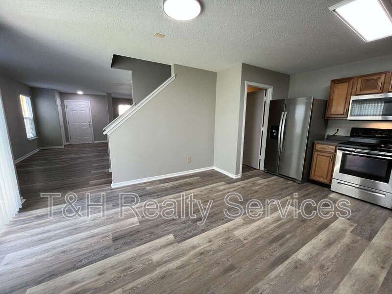 12657 Republic Drive - Photo 6 of 22