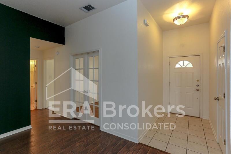 2802 Southwood Dr - Photo 2 of 29