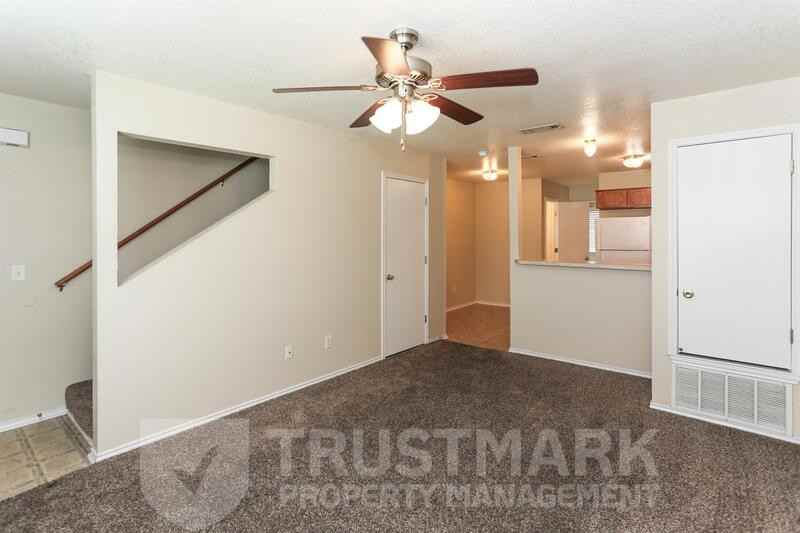 2710 Vernice Loop Apt B #B - Photo 3 of 18