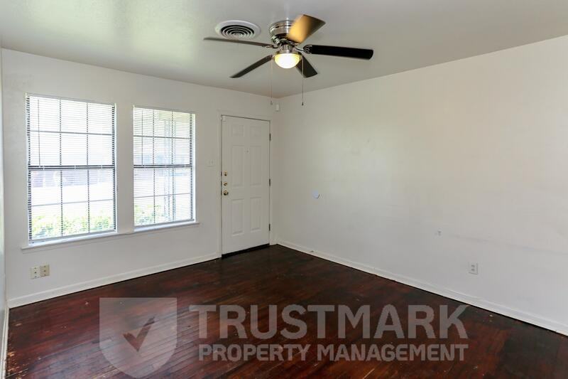 507 Adams Ave #A - Photo 6 of 17