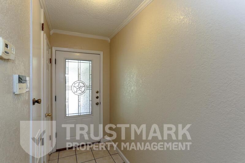 417 Cottonwood Dr - Photo 2 of 27