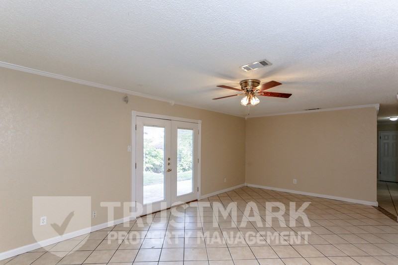 417 Cottonwood Dr - Photo 6 of 27