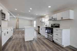 featured image of 705 N Cayuga St