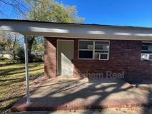 1009 1st Pl S #B - Photo 1 of 1