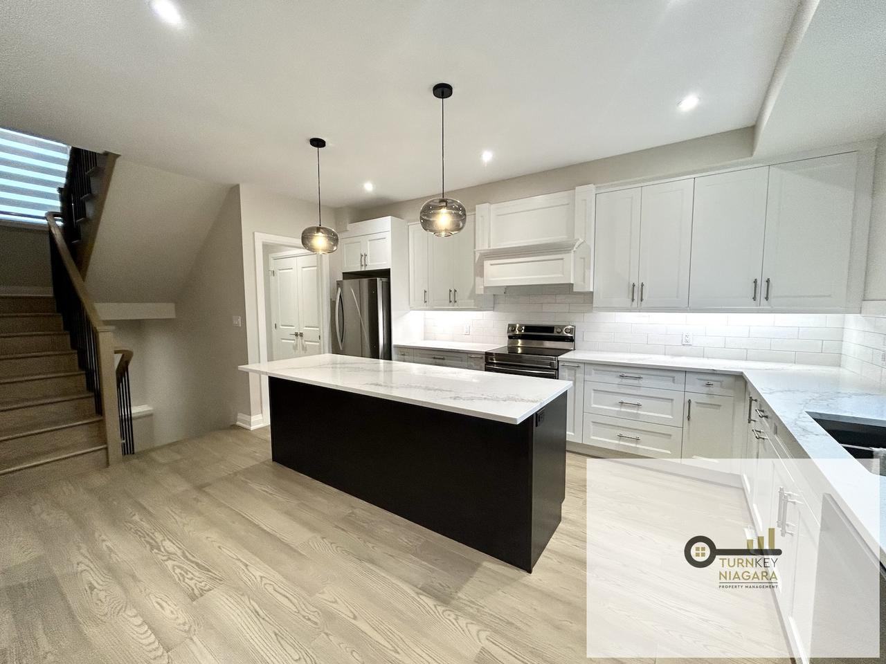 4499 Fourth Avenue - Photo 3 of 22