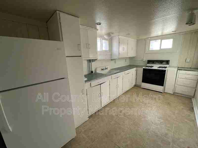 4941 Sherman St #B - Photo 2 of 15