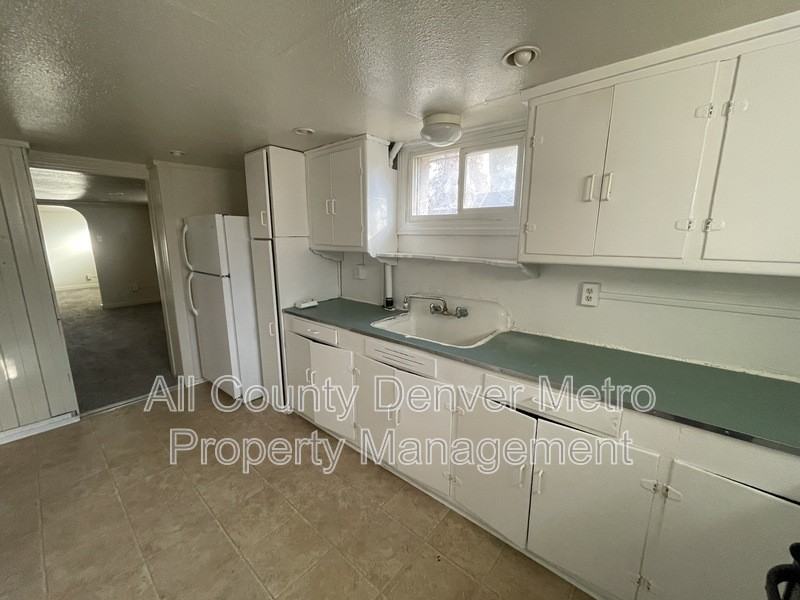 4941 Sherman St #B - Photo 3 of 15