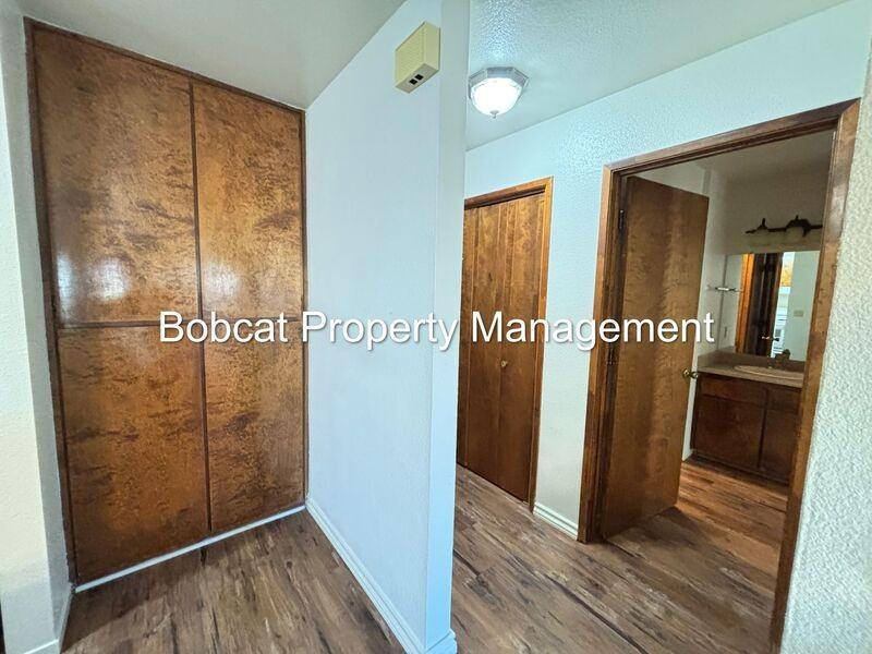 1516 South Ct #A - Photo 3 of 20