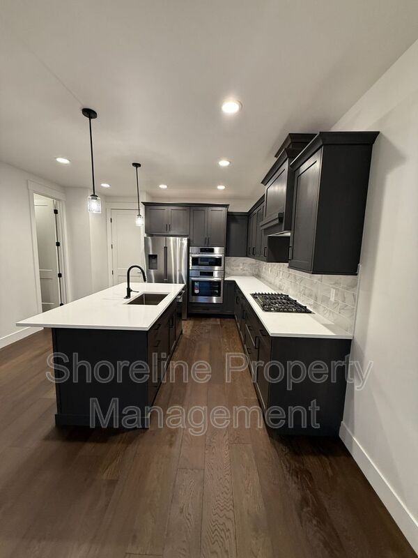 2009 W Freya Ct - Photo 3 of 29