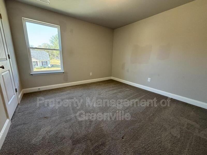 121 Rubin Ave - Photo 5 of 11