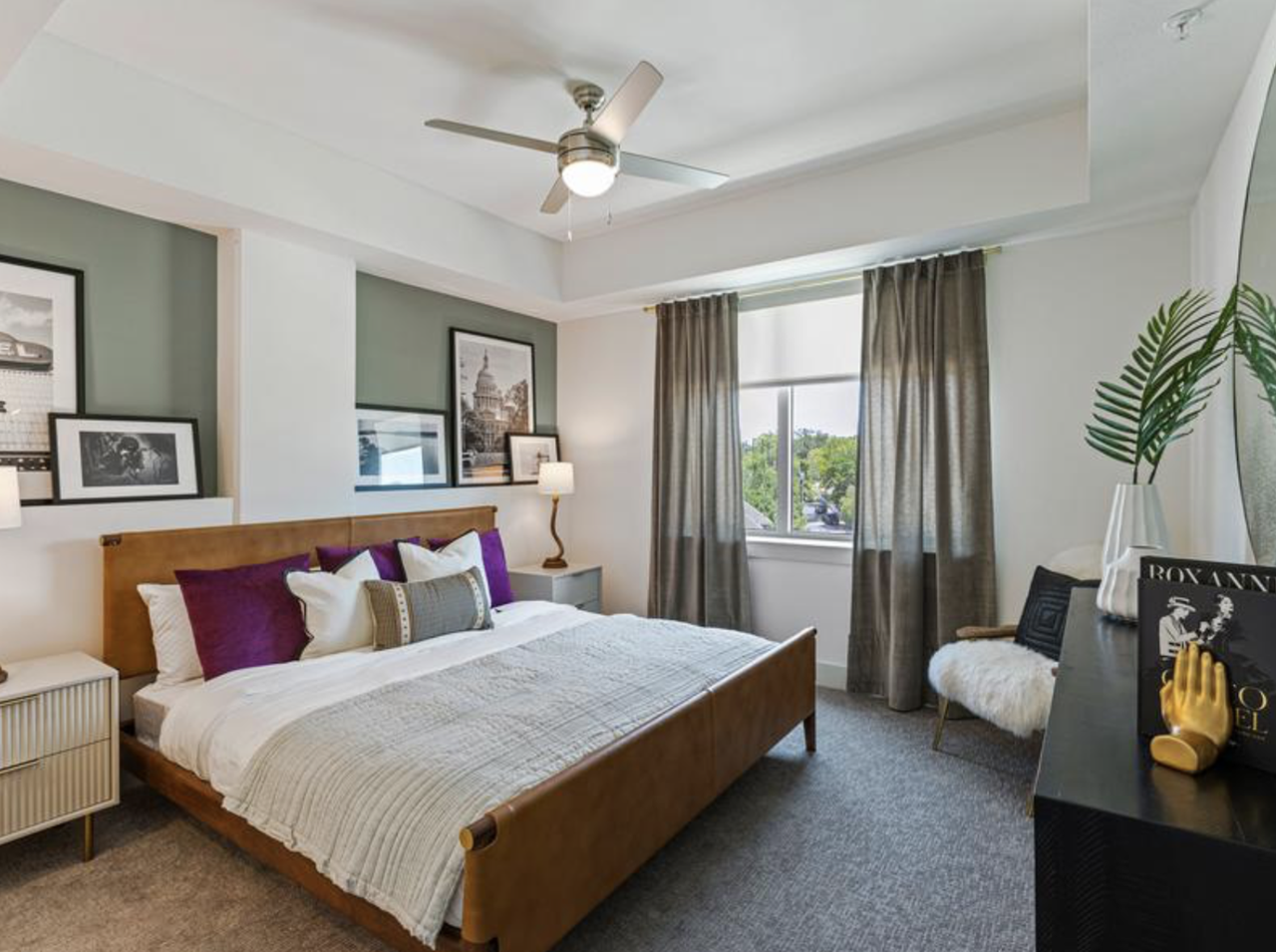 1009 East 11th Street - Photo 7 of 19