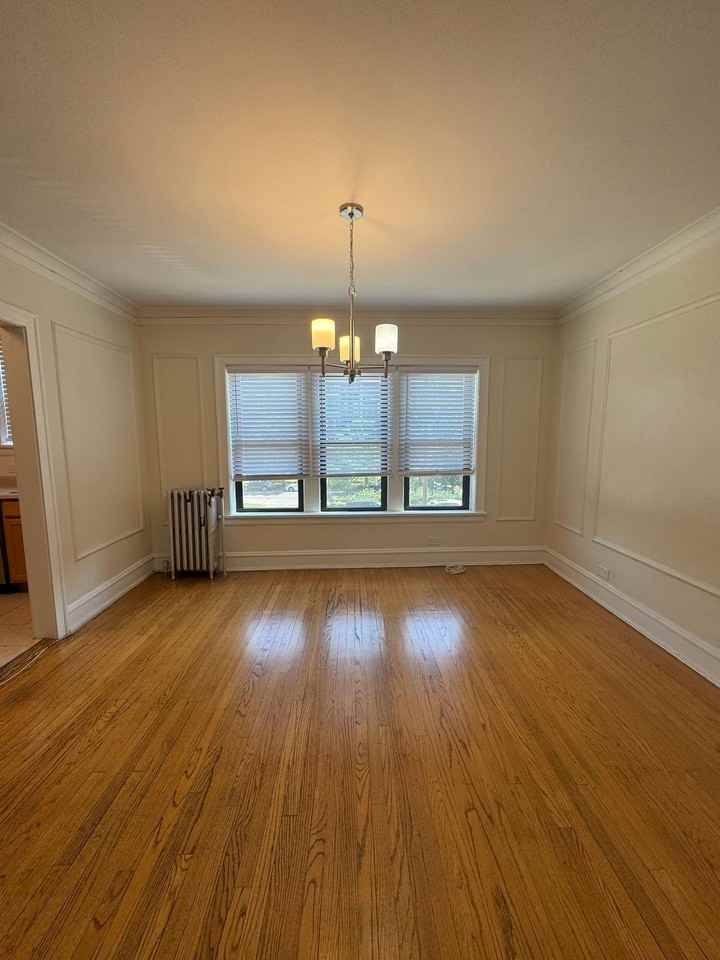 910-916 Judson - Photo 4 of 36