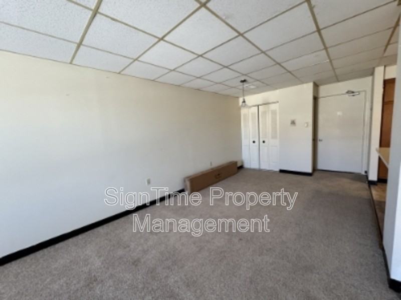 115 Jonathan St #303 - Photo 6 of 9