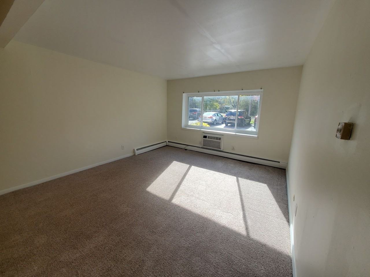 River Oaks Apartments - Photo 2 of 26