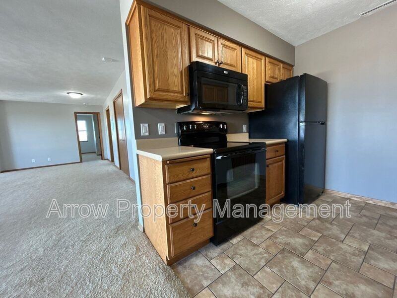 208 E #6C - Photo 5 of 15