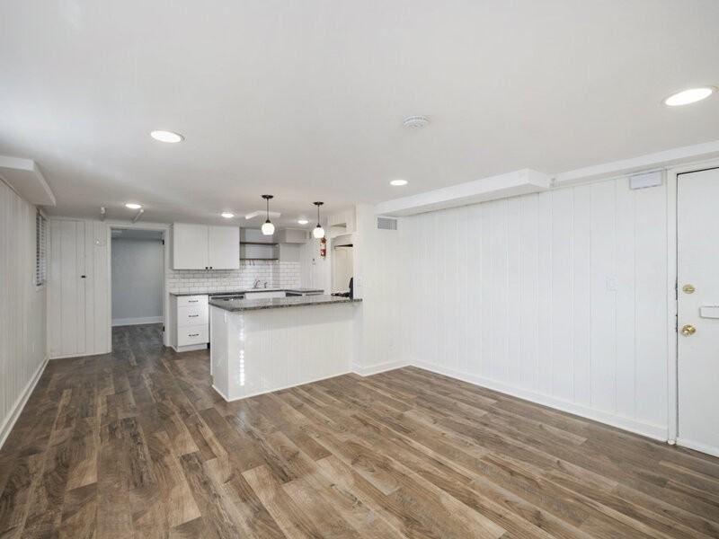 1612 S 32nd Ave #5 - Photo 4 of 16