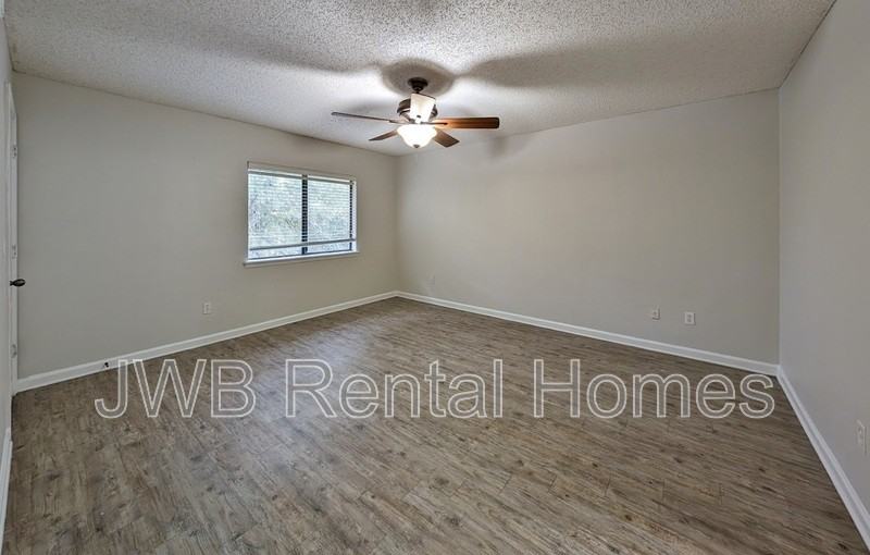 4817 Playschool Drive - Photo 5 of 8