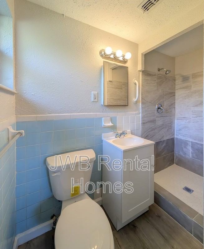 5638 Tempest St - Photo 7 of 15