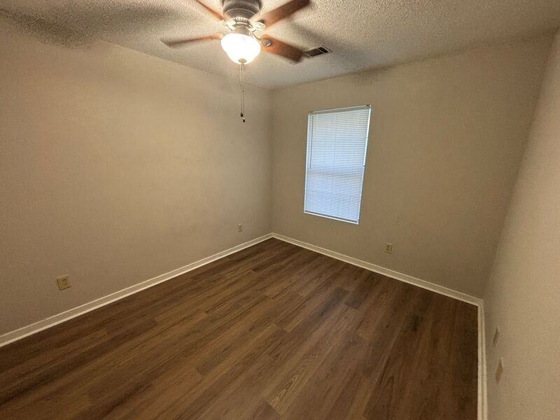 6241 Rolling Fork Road #F - Photo 6 of 13