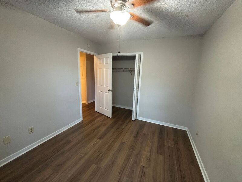 6241 Rolling Fork Road #F - Photo 7 of 13