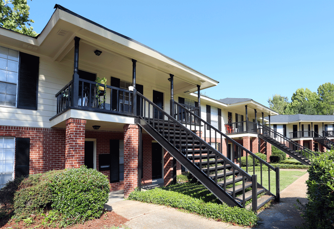 Save up to $500 off Move In Costs with your EXCELLENT CREDIT! *Restrictions apply - Photo 3 of 50