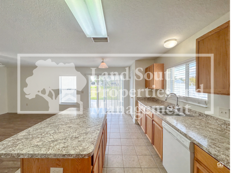 7509 Hunters Greene Drive - Photo 4 of 19