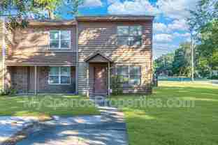 217 Oak St #A - Photo 1 of 1