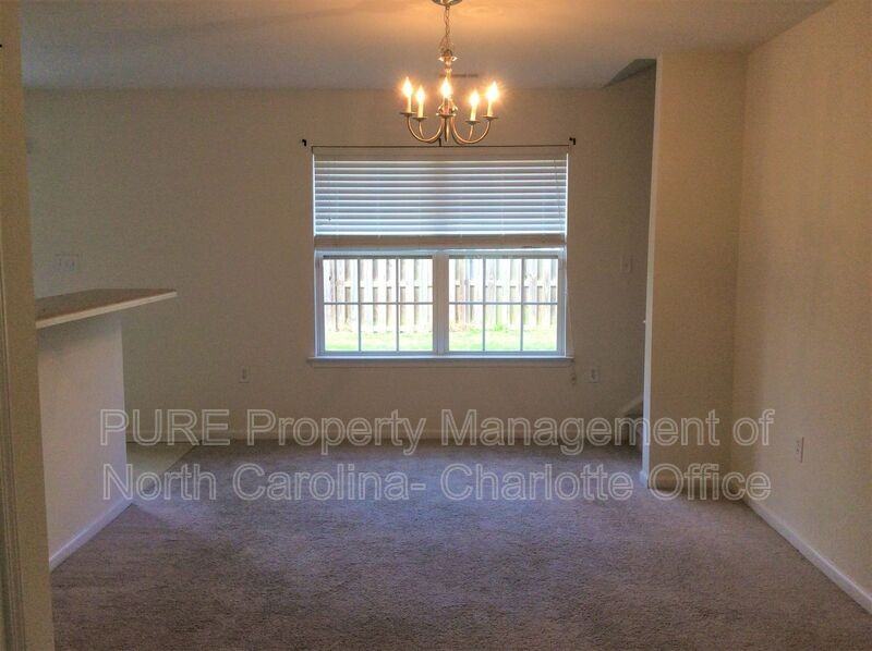 3927 Damask Dr - Photo 2 of 32
