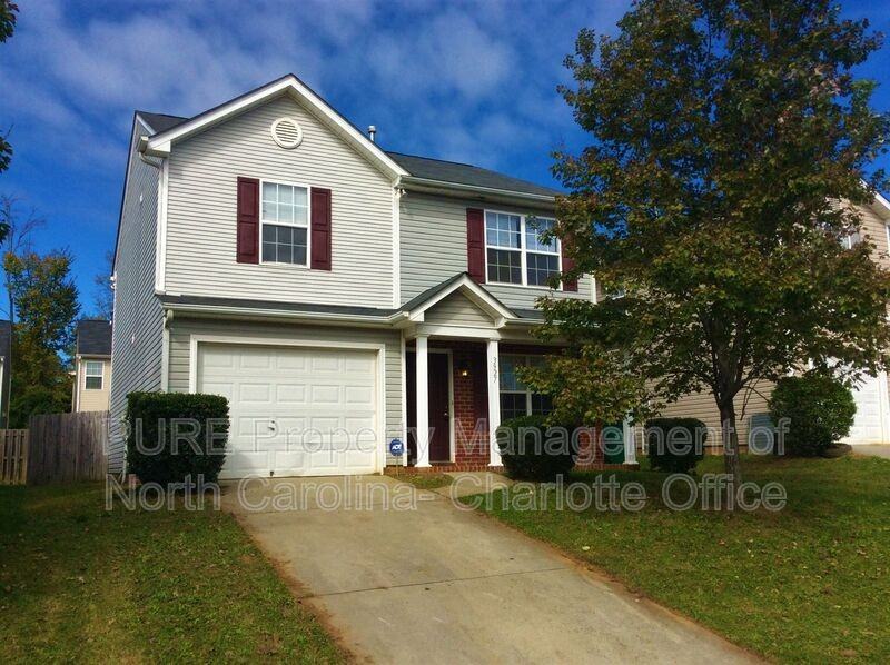 3927 Damask Dr - Photo 3 of 32