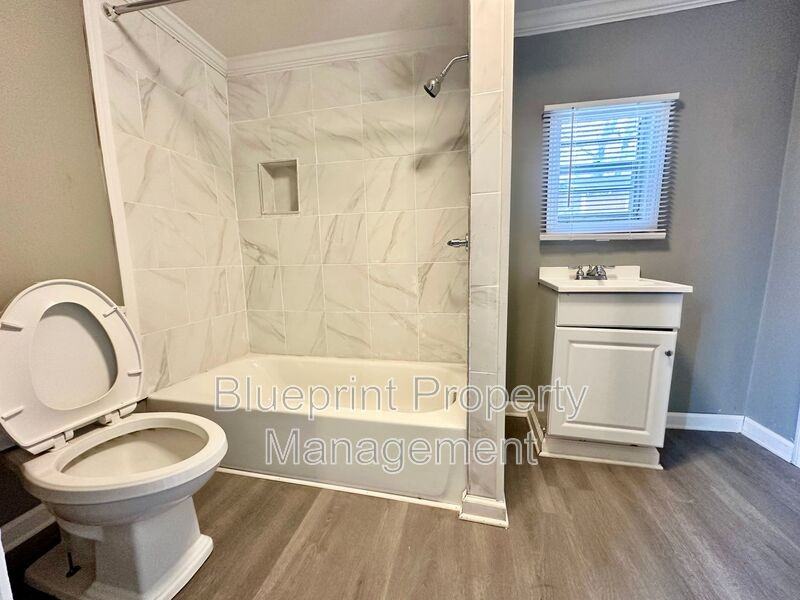 3616 Maple Ave Sw - Photo 7 of 10