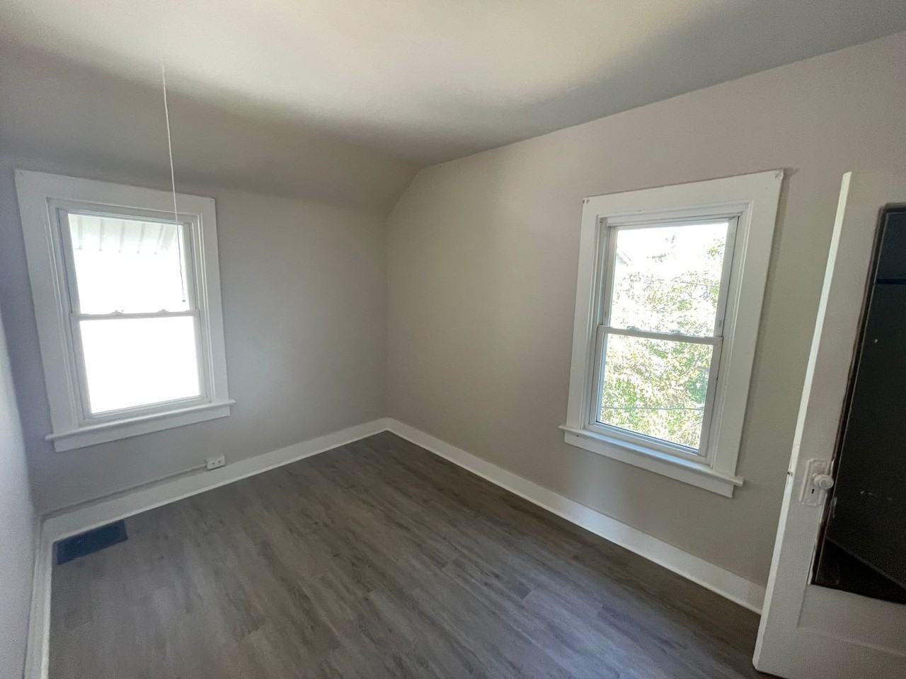 14005 Scioto Ave - Photo 7 of 20