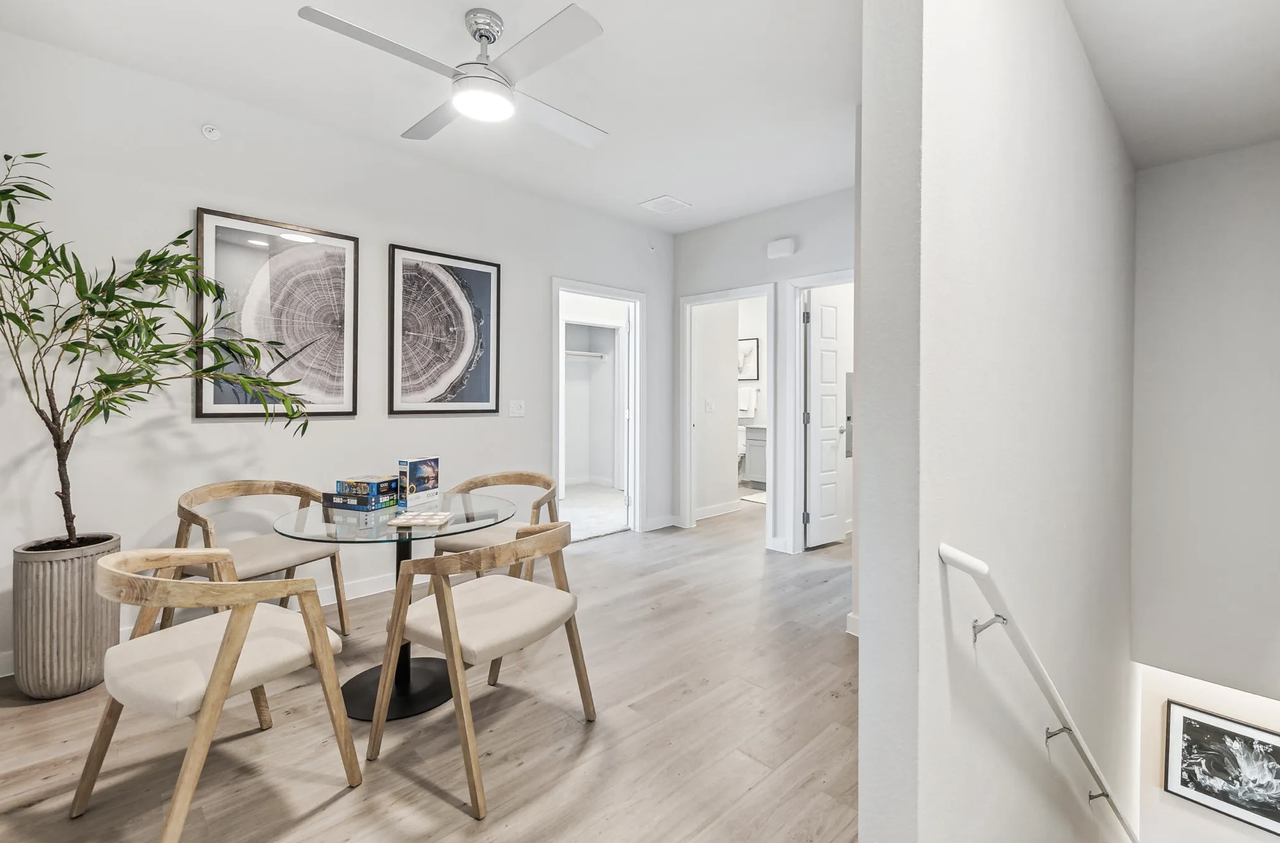 10506 Decker Lane - Photo 5 of 20