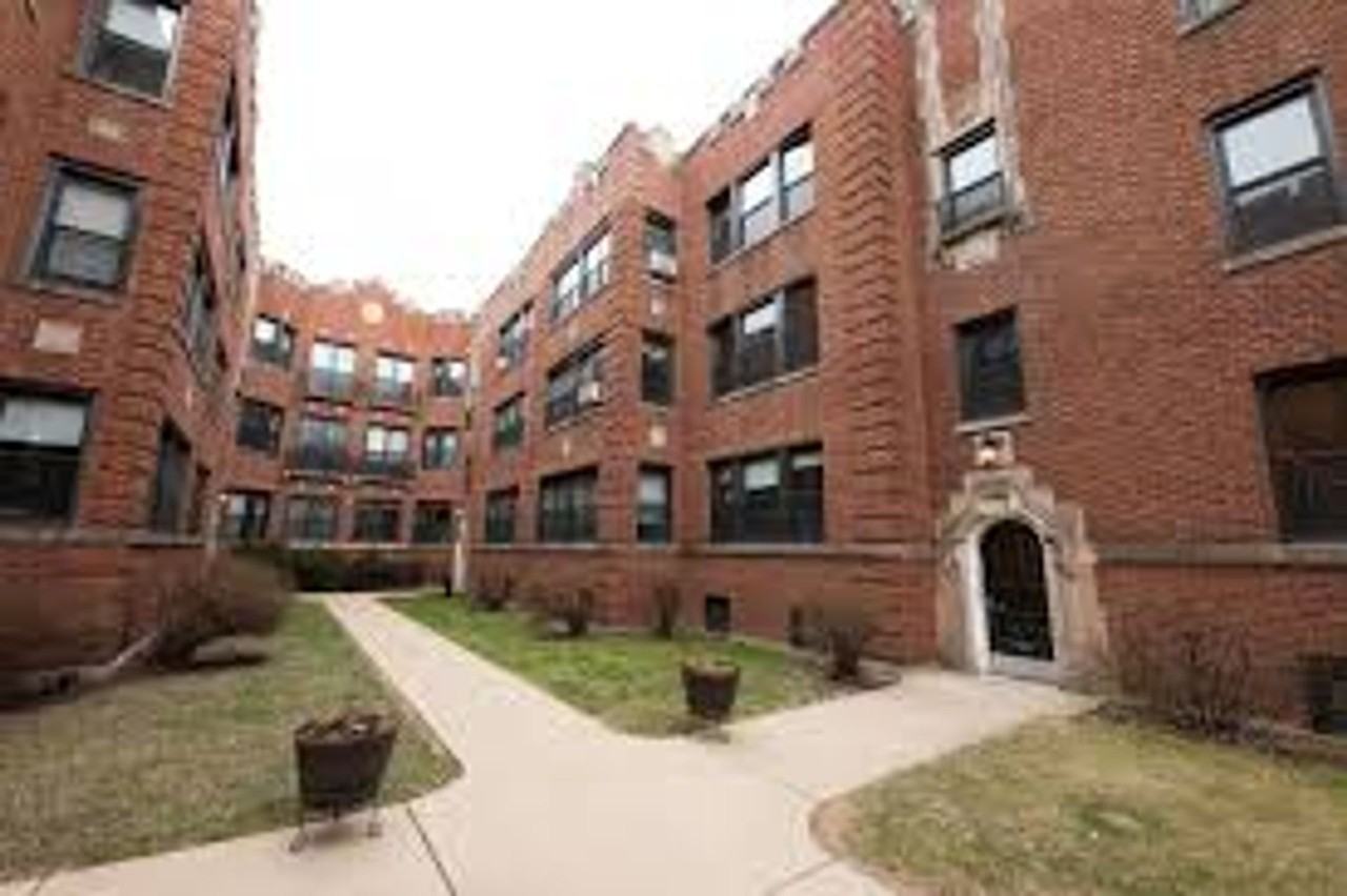 929 Michigan - Photo 2 of 48