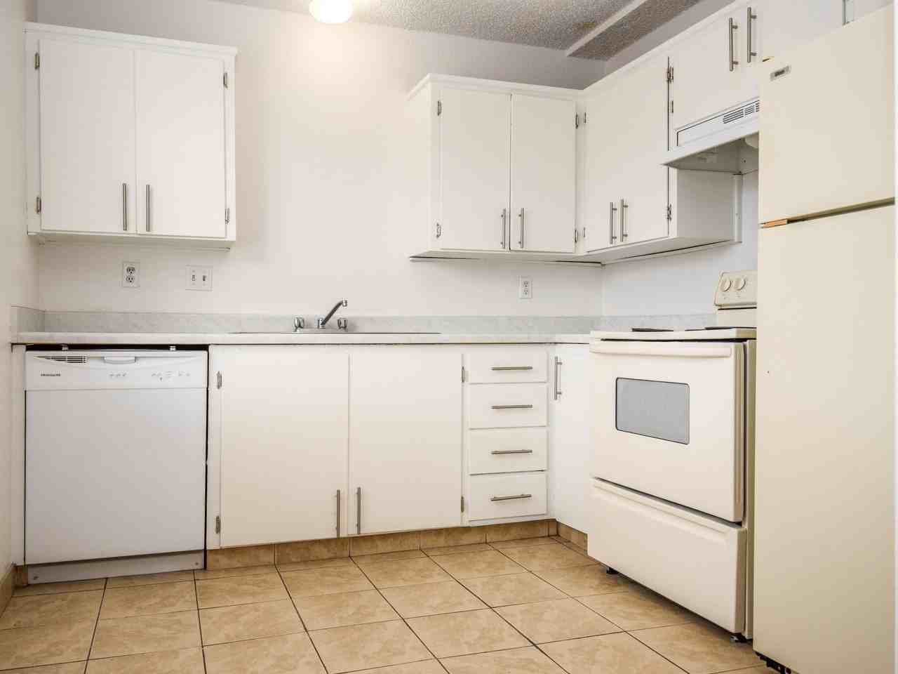 257 W 600 N #A - Photo 4 of 8