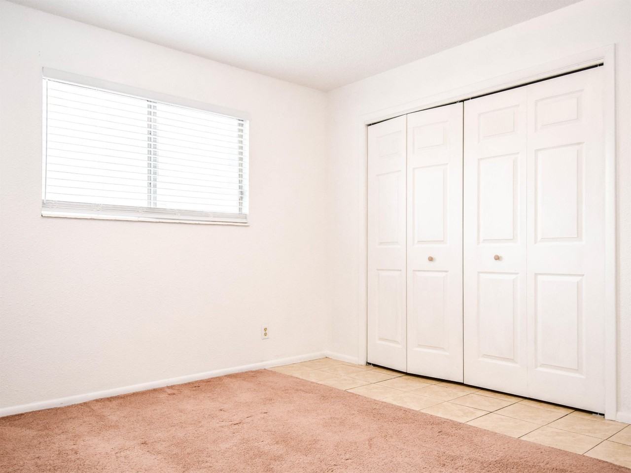 257 W 600 N #A - Photo 7 of 8