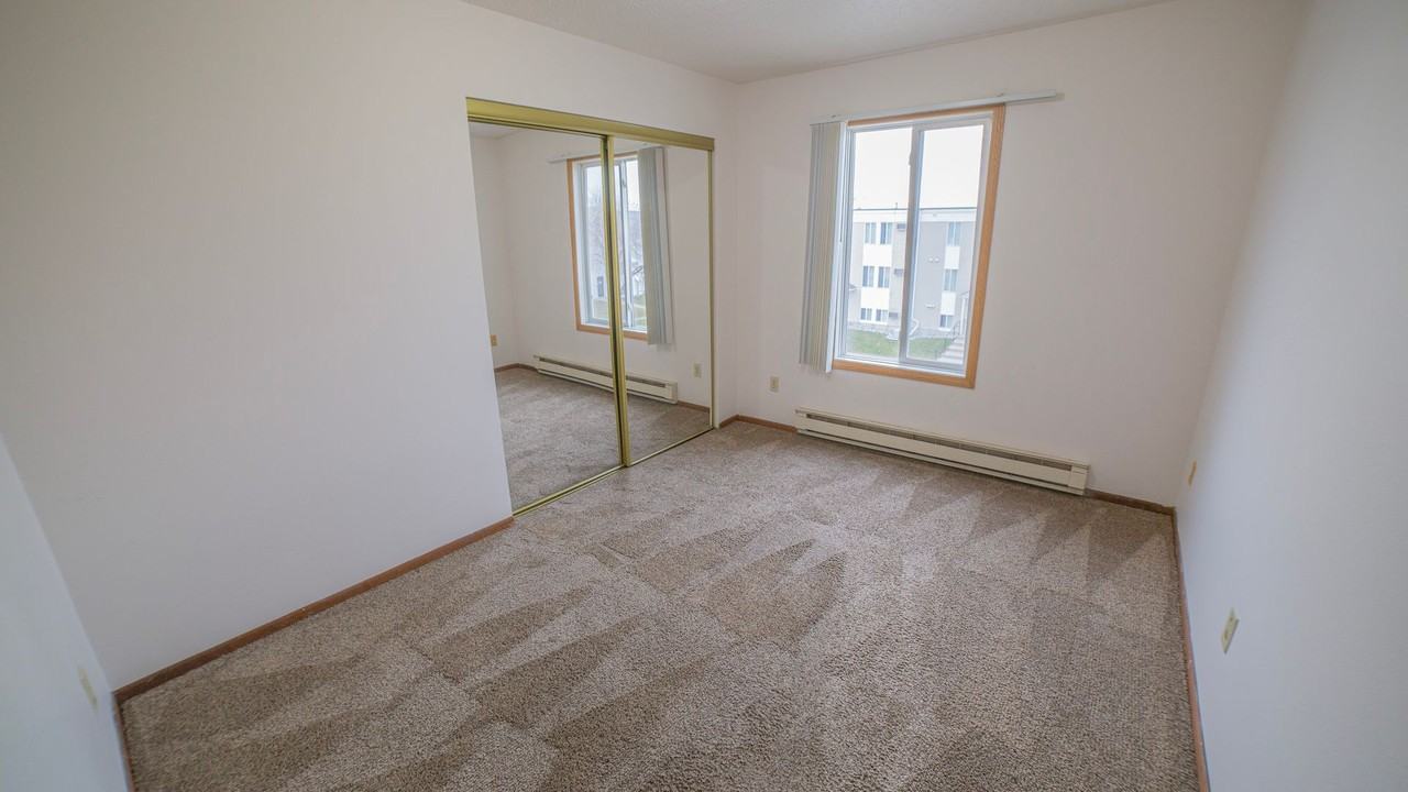 Cedars West Apartments - Photo 5 of 30