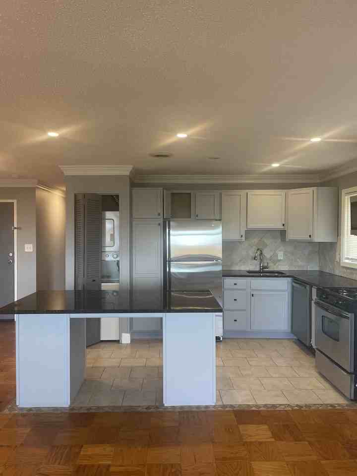 The View - Photo 6 of 26