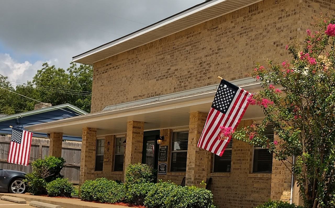 Brenham Park Apartments - Photo 4 of 50