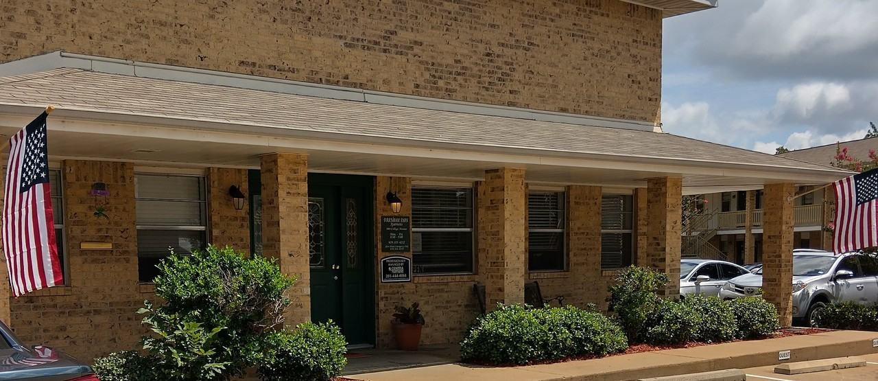 Brenham Park Apartments - Photo 6 of 50