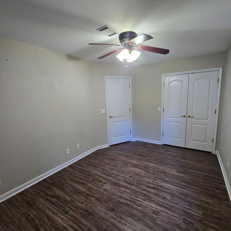 1007 North Broadway Street - Photo 7 of 13