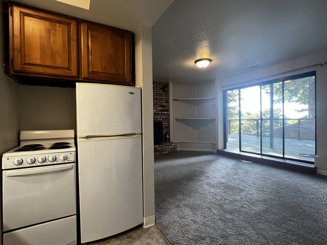 711 Fickle Hill Road - Photo 3 of 19
