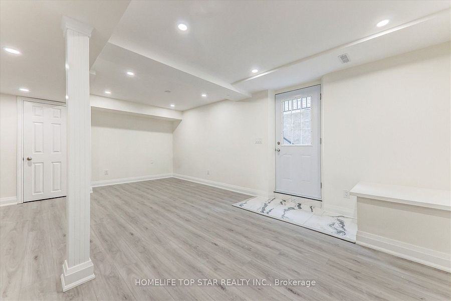 28 Willowbrook Drive - Photo 4 of 7