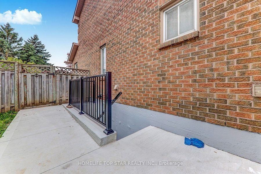 28 Willowbrook Drive - Photo 2 of 7