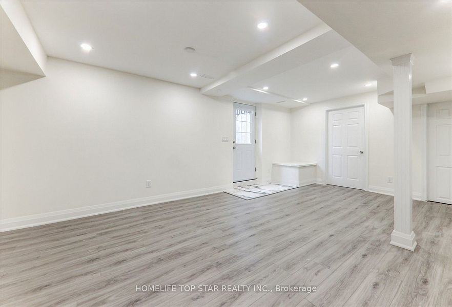 28 Willowbrook Drive - Photo 6 of 7