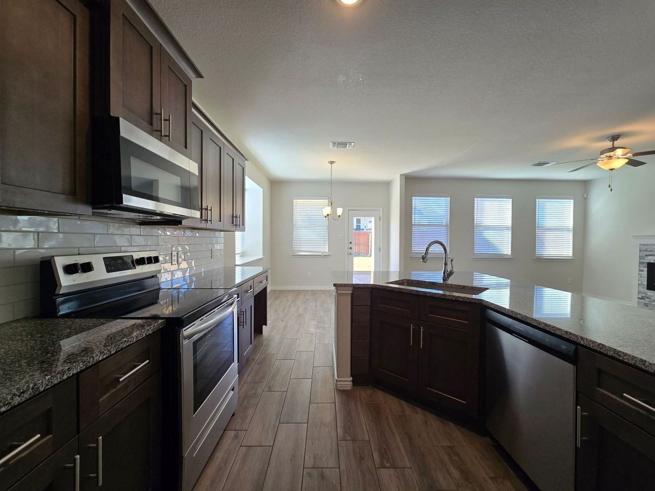 6304 Cordillera Dr - Photo 2 of 38